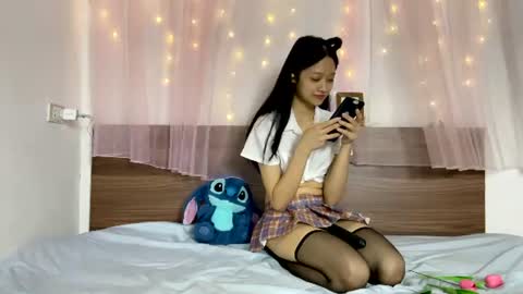 Snapshot of shy_pink_doll chatting on 06.09.26 shy_pink_doll online show from 06.09.26