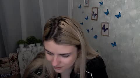 shy_sabrina_ online show from 02.13.25