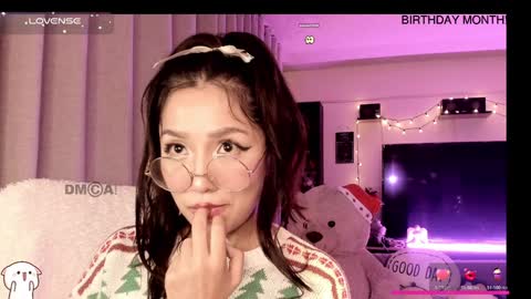 Snapshot of shyangie24 chatting on 12.28.24 Angeline 3  independent come here when am horny... online show from 12.28.24