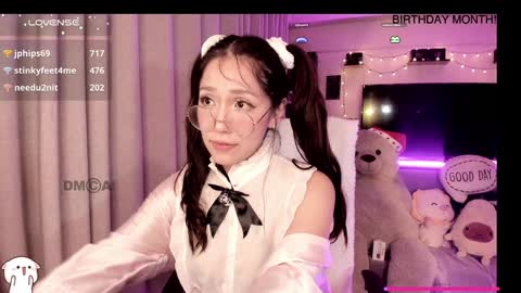 Snapshot of shyangie24 chatting on 12.31.24 Angeline 3  independent come here when am horny... online show from 12.31.24