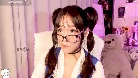 Snapshot of shyangie24 chatting on 03.07.25 Angeline 3  independent come here when am horny... online show from 03.07.25