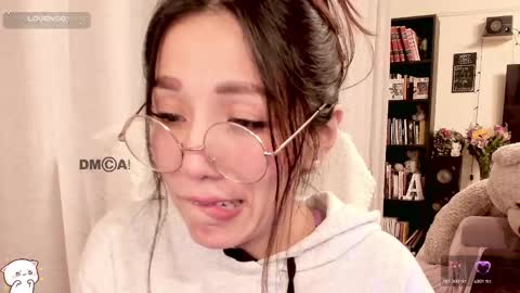 Snapshot of shyangie24 chatting on 09.28.25 Angeline 3  independent come here when am horny... online show from 09.28.25