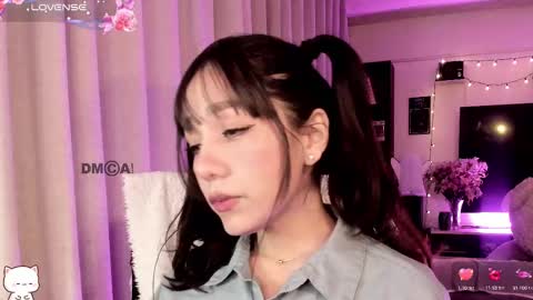 Snapshot of shyangie24 chatting on 10.12.25 Angeline 3  independent come here when am horny... online show from 10.12.25