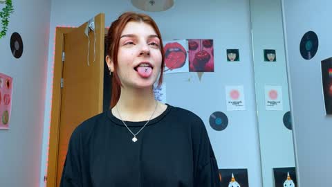 Bella online show from 12.08.24
