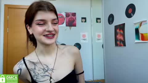 Bella online show from 02.14.25