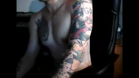 shyboyhugecum2020 online show from 12.17.24