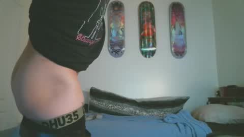 shyboyhugecum2020 online show from 09.27.25