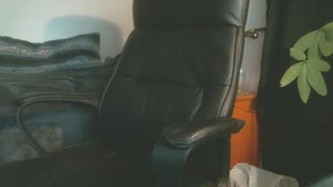 shyboyhugecum2020 online show from 02.16.26