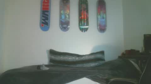 shyboyhugecum2020 online show from 02.17.26