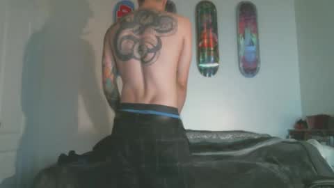 shyboyhugecum2020 online show from 03.07.26