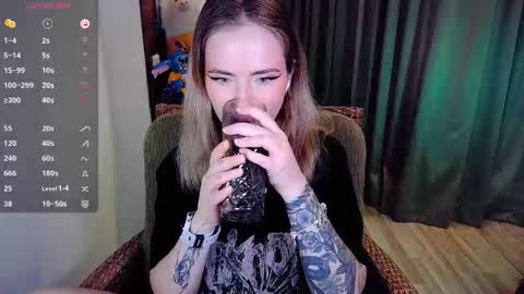 Effie online show from 10.15.25