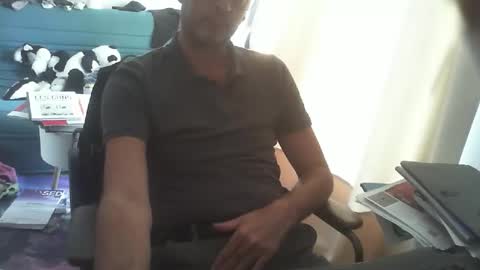 shyfrenchcock online show from 10.17.25