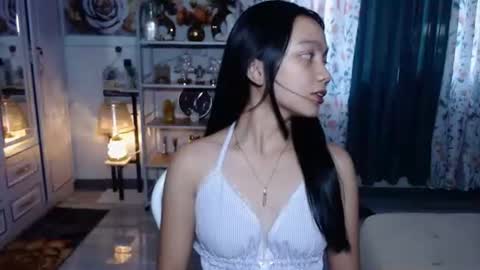 lyn online show from 05.26.26