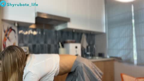 Aurora online show from 04.03.26