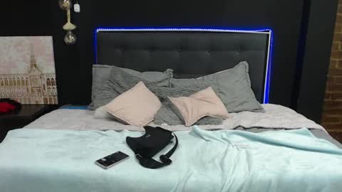 CALL ME  CHARLOTTE online show from 02.18.25