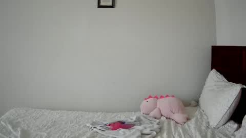 shypetitebaby online show from 06.16.26