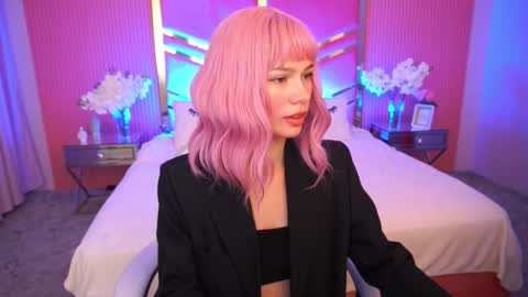 Snapshot of shyysiren chatting on 09.19.25 shyysiren online show from 09.19.25