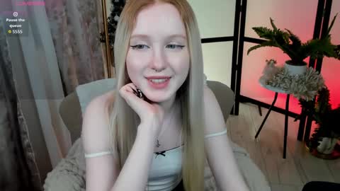 Sia online show from 12.14.25