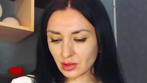 Snapshot of siaconna chatting on 02.01.25 Siaconna online show from 02.01.25