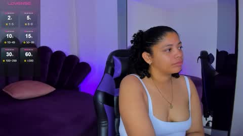 Snapshot of siara_24 chatting on 10.30.25 siara online show from 10.30.25