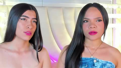 Siara and Zoe tattoo online show from 04.10.26