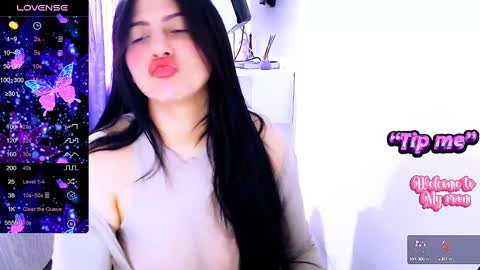 Snapshot of siddhy592 chatting on 01.14.25 sidhy online show from 01.14.25