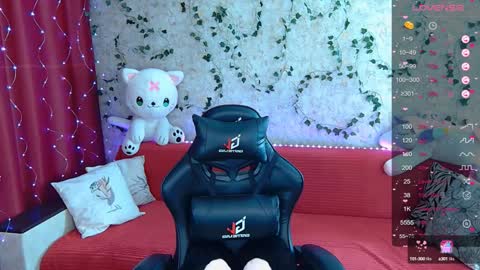 Snapshot of sidny_blush chatting on 12.29.24 Sidny online show from 12.29.24