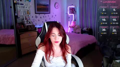 Snapshot of sidny_blush chatting on 09.10.25 Sidny online show from 09.10.25