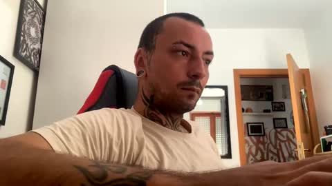 sidvicious23cm online show from 09.26.25