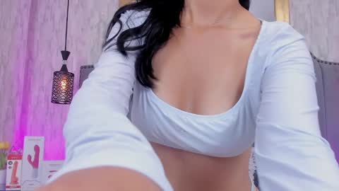 Camila Vargas online show from 01.29.25