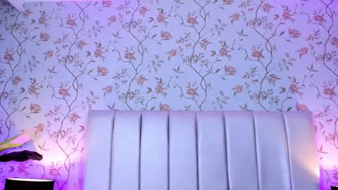 Camila Vargas online show from 02.18.25