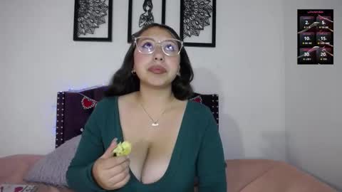 Sienna online show from 03.05.26