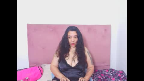 Sienna online show from 04.05.26