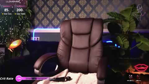 Snapshot of sierra_playa chatting on 09.18.25 Siera online show from 09.18.25