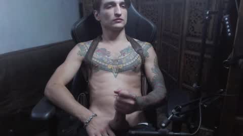 Snapshot of sigurdtheaesir chatting on 02.08.25 Sigurd online show from 02.08.25