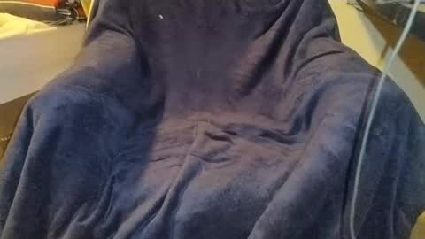 Tsuki online show from 10.12.25