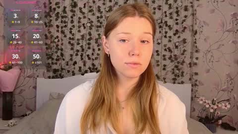 Chloe online show from 10.01.25