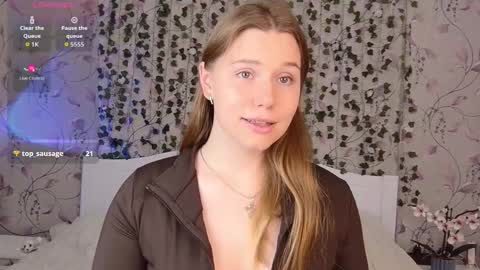 Chloe online show from 10.13.25