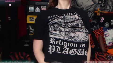 Snapshot of silentmary chatting on 01.31.25 Allmylinkssilentmary666 online show from 01.31.25