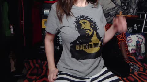 Snapshot of silentmary chatting on 01.31.25 Allmylinkssilentmary666 online show from 01.31.25