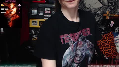 Snapshot of silentmary chatting on 02.08.25 Allmylinkssilentmary666 online show from 02.08.25