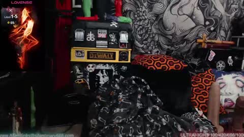 Snapshot of silentmary chatting on 02.09.25 Allmylinkssilentmary666 online show from 02.09.25