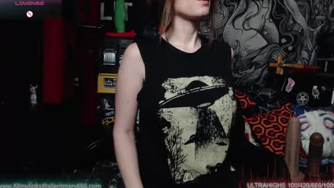 Snapshot of silentmary chatting on 02.12.25 Allmylinkssilentmary666 online show from 02.12.25