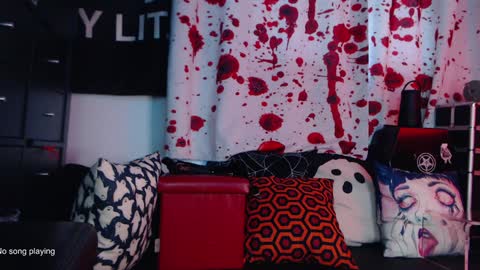 Snapshot of silentmary chatting on 10.17.25 Allmylinkssilentmary666 online show from 10.17.25