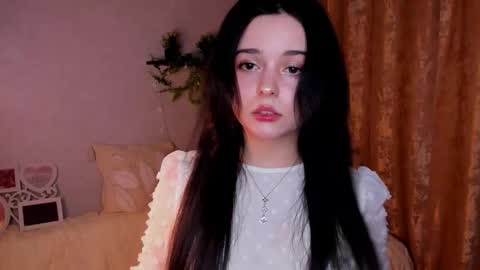 silkyaura online show from 09.16.25