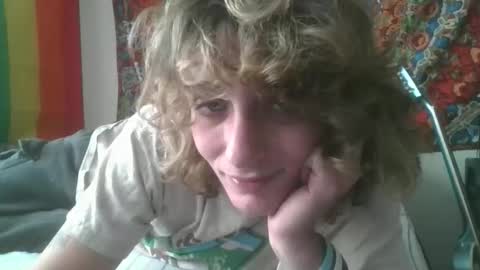 Hailey online show from 11.04.25