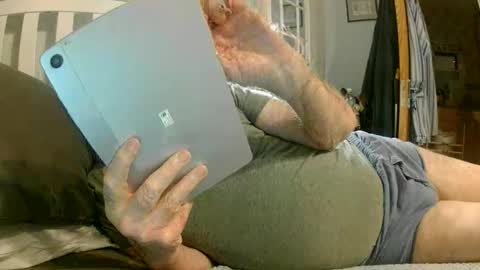 sillyoldman45221063 online show from 04.18.26