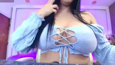 SIlvana  online show from 02.15.25