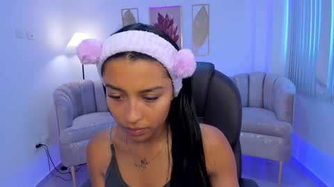 Snapshot of silvana_velvet chatting on 10.21.25 Silvana online show from 10.21.25