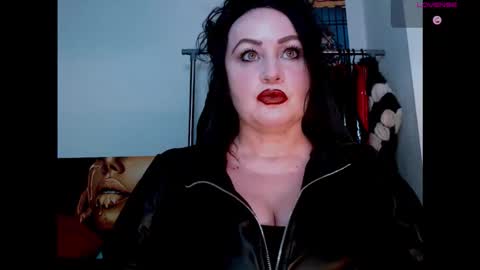 silvanaIce online show from 11.20.25